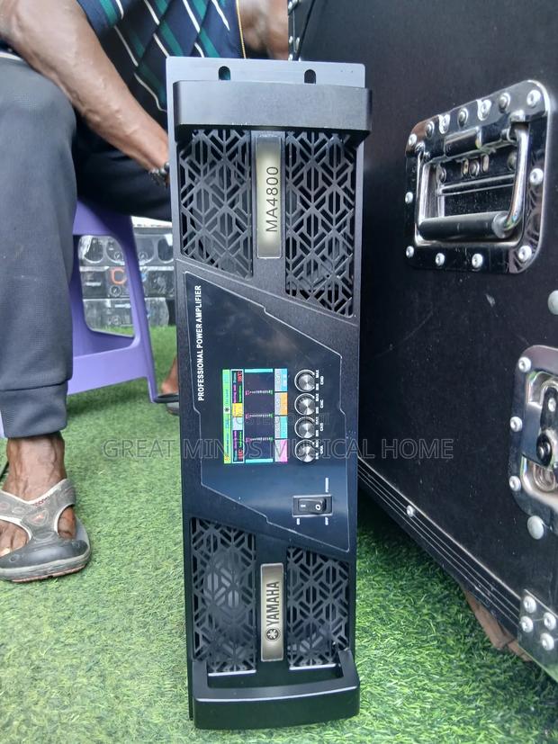Yamaha Ma 4800 4in1 Power Amplifier · Photo 2