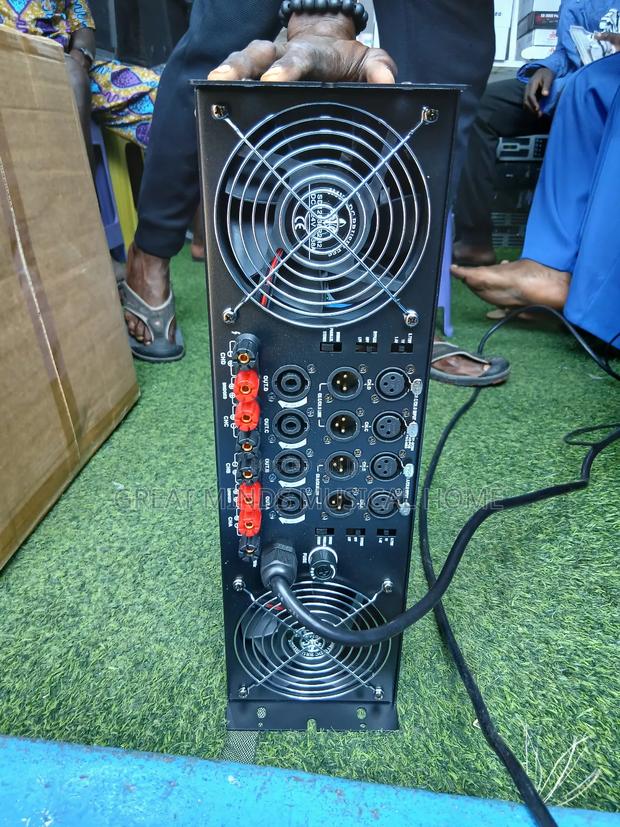 Yamaha Ma 4800 4in1 Power Amplifier · Photo 4