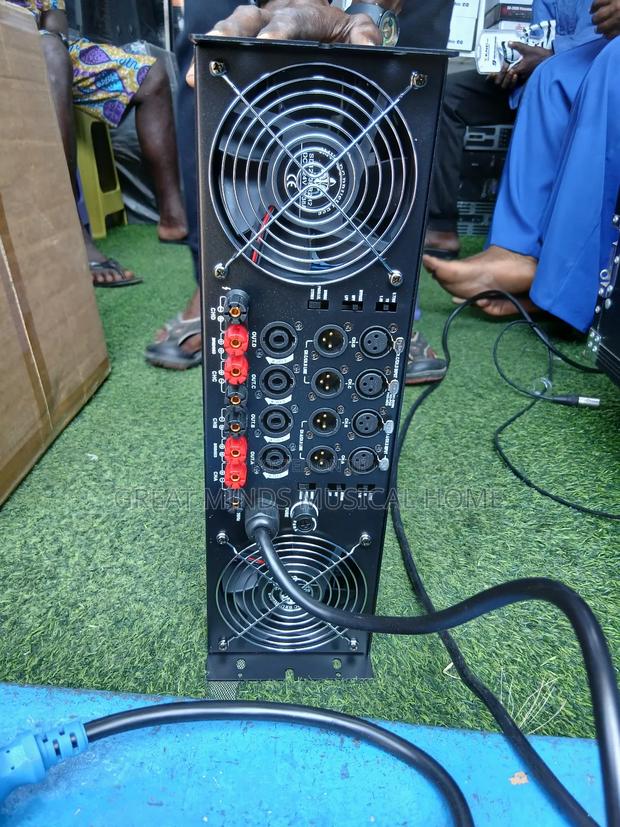 Yamaha Ma 4800 4in1 Power Amplifier · Photo 5