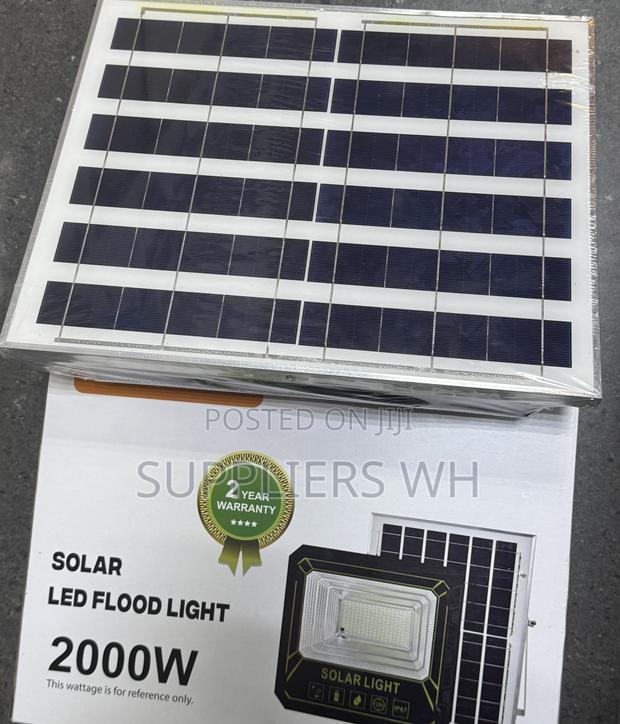 Solar Floodlight 2000w Flood Light · Photo 2