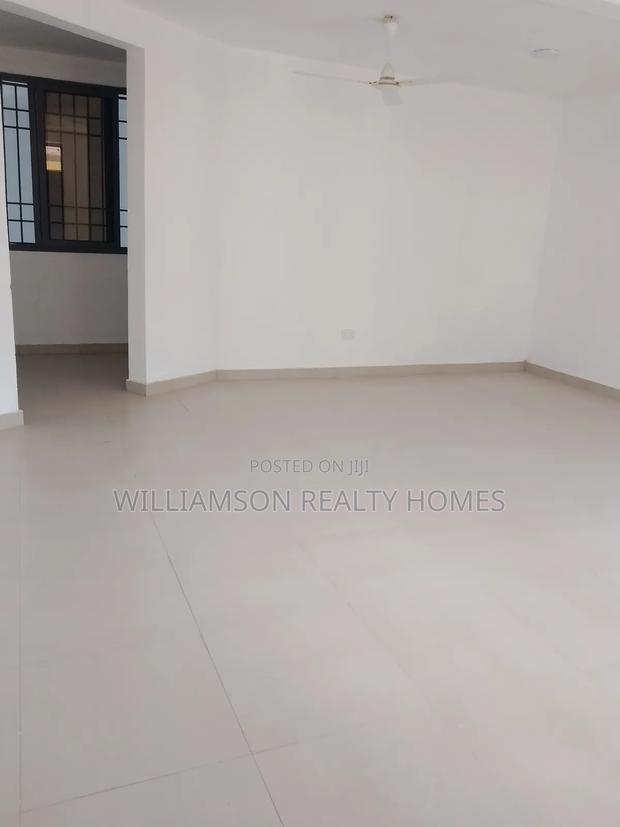 3bdrm Apartment in Devtraco Estate Area, Spintex for rent · Photo 3