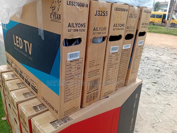 Better Viewing Experience 32" Ailyons Tv · Photo 1