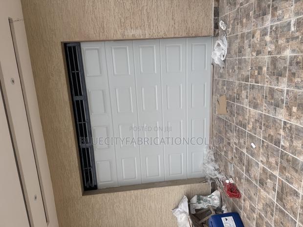 Garage Door System · Photo 1