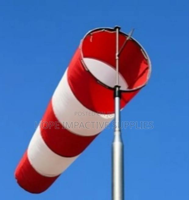 Wind Socks/Wind Monitor/Wind Directions.(Sock Only) - Large. · Photo 1