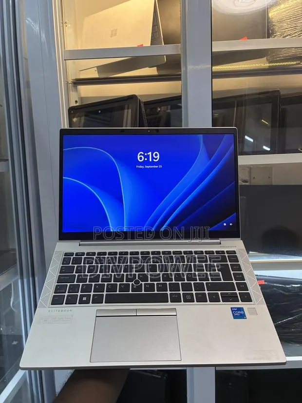 Laptop HP EliteBook 840 G7 16GB Intel Core i5 SSD 256GB · Photo 1