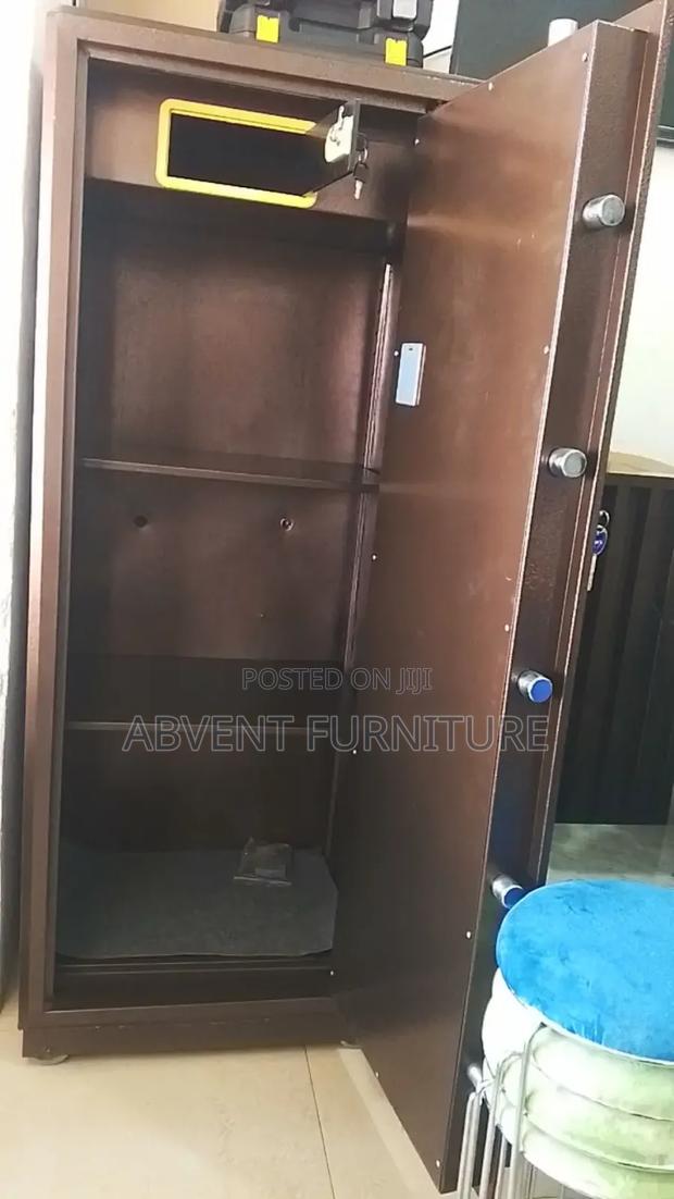 Digital Fireproof Heavyduty Safe (150 By 60 Cm) · Photo 2
