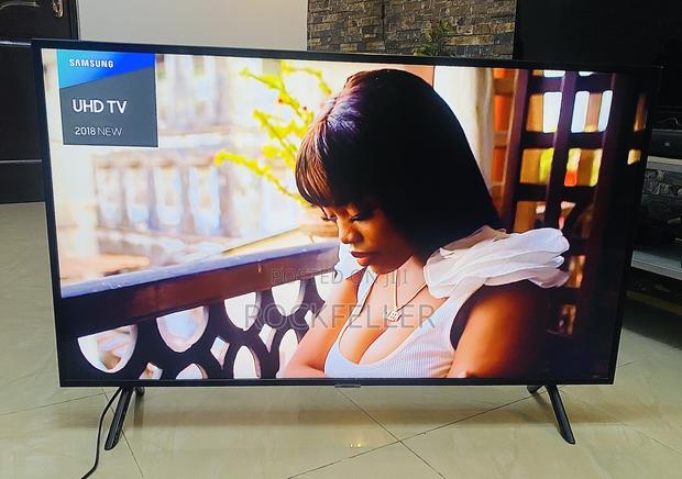 Uk Used Samsung Crystal Display Uhd HDR Smart 43 Inches · Photo 8