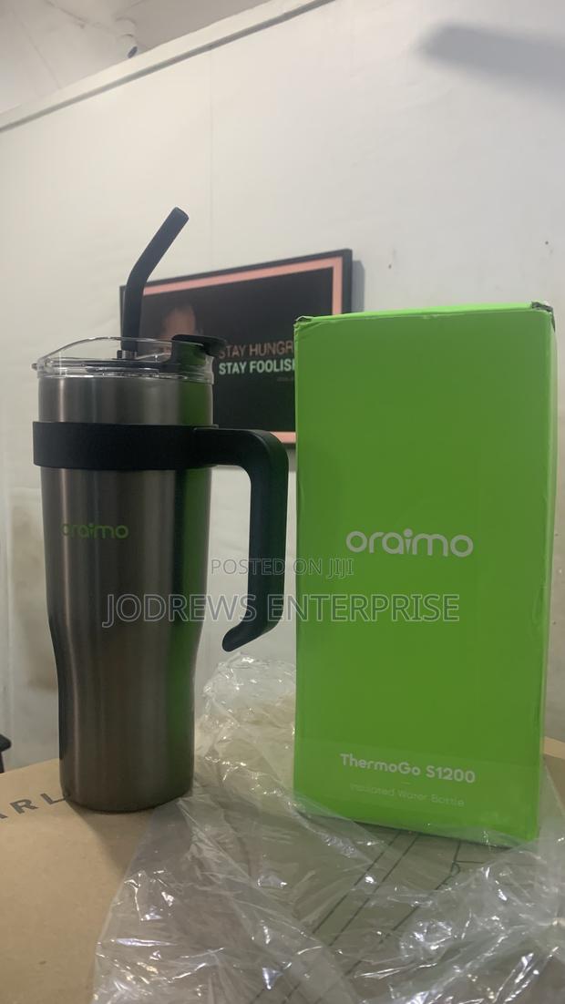Oraimo Thermogo S1200 1.2l Extra Large Insulated Water Bottle · Photo 1