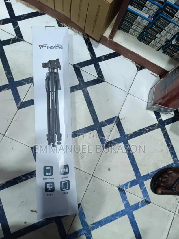 Weifeng 3560 Tripod · Photo 1
