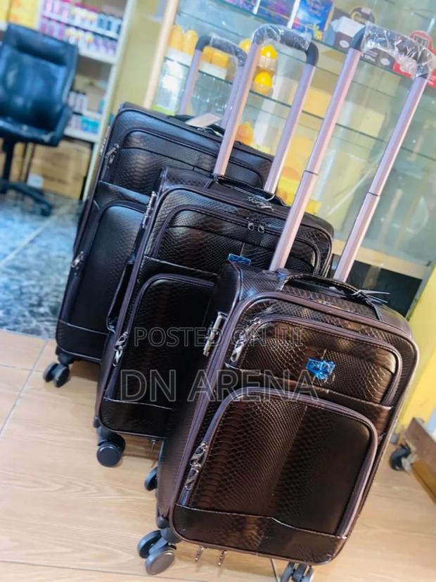 4in1 Leather Suitcase · Photo 2