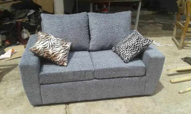 Brand New Stuffing Chair · Photo 1