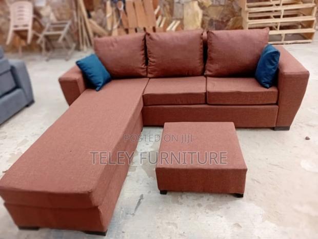 New Modern Sofa · Photo 1