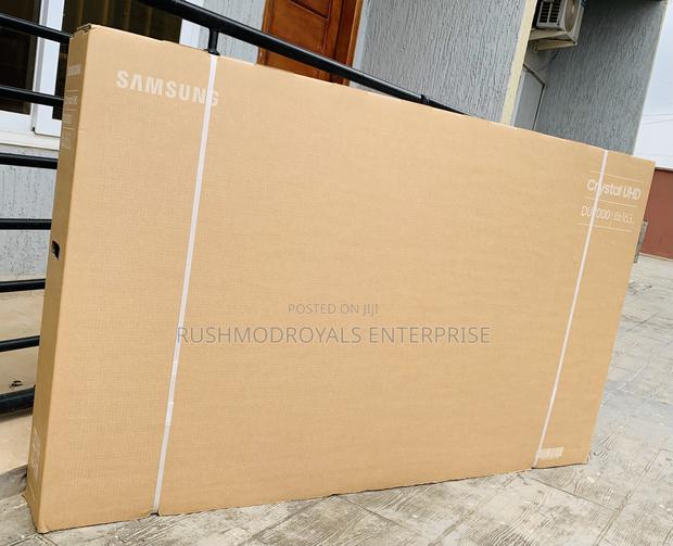 Samsung 65" Crystal Uhd Du7000: Vivid for Immersive Viewing · Photo 2