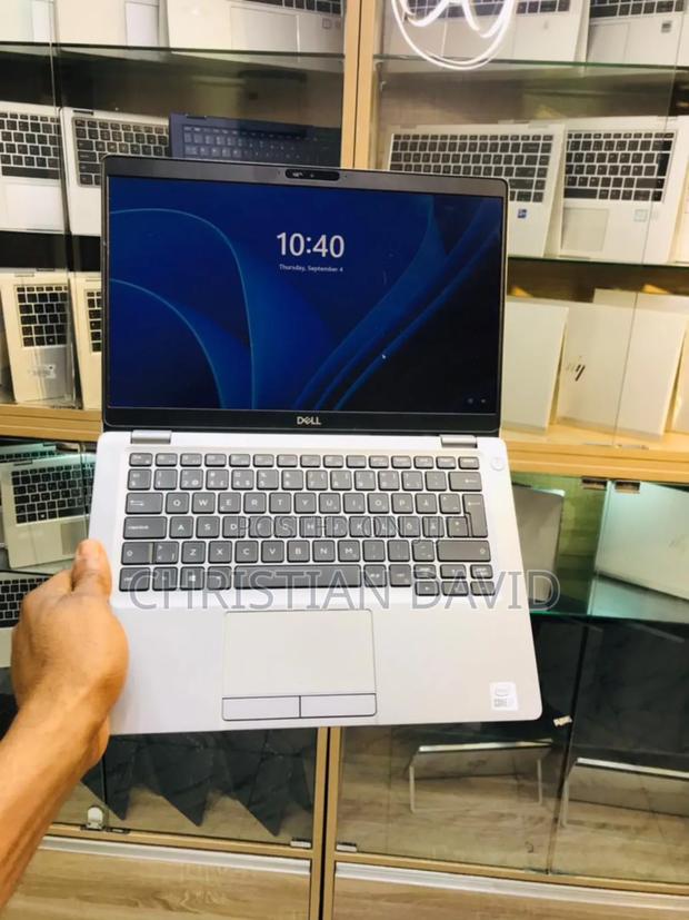 Laptop Dell Latitude 5310 16GB Intel Core i7 SSD 256GB · Photo 2