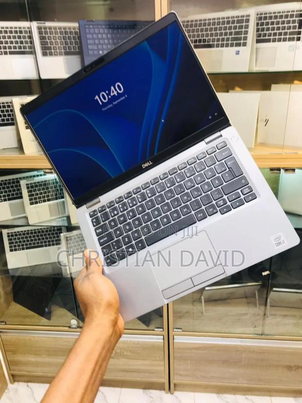 Laptop Dell Latitude 5310 16GB Intel Core i7 SSD 256GB · Photo 3