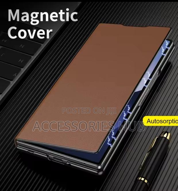 Magnetic Leather Case for Samsung Z Fold 6 and 7 · Photo 2