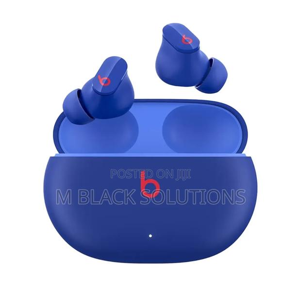 Beats Studio Noise Cancellation Earbuds · Photo 1