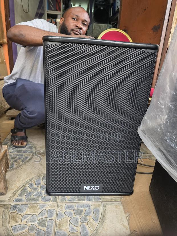 Nexo Ps15 Loudspeaker · Photo 1