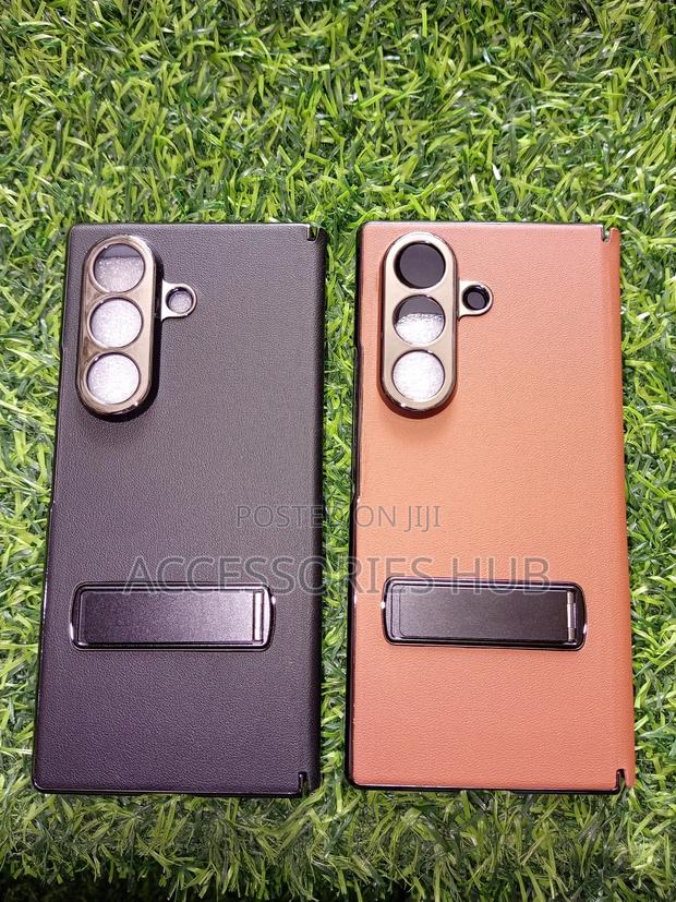 Magnetic Leather Case for Samsung Z Fold 6 and 7 · Photo 1