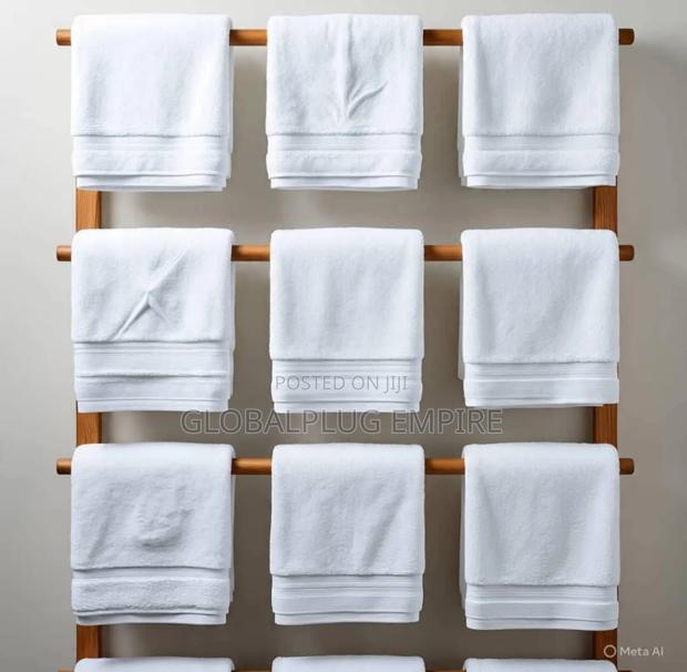 Shower Towels · Photo 2