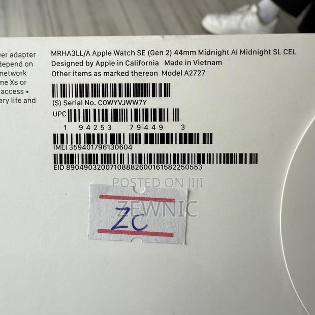 Apple Watch Se 2nd Generation (Gps+Cellular) 44mm · Photo 3