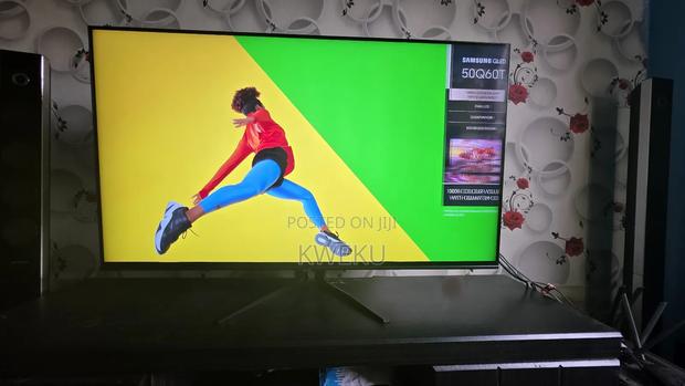 Ssamsung Qled 50 Inch TV · Photo 1