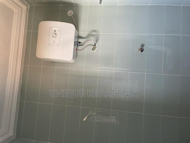 2bdrm Apartment in Unique Key Agency, East Legon for rent · Photo 6