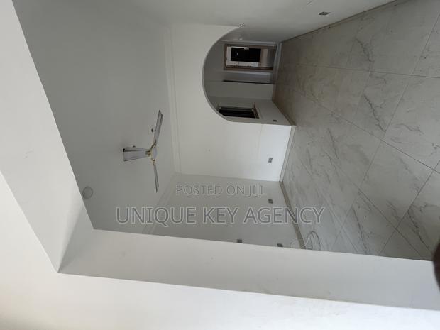 2bdrm Apartment in Unique Key Agency, East Legon for rent · Photo 4