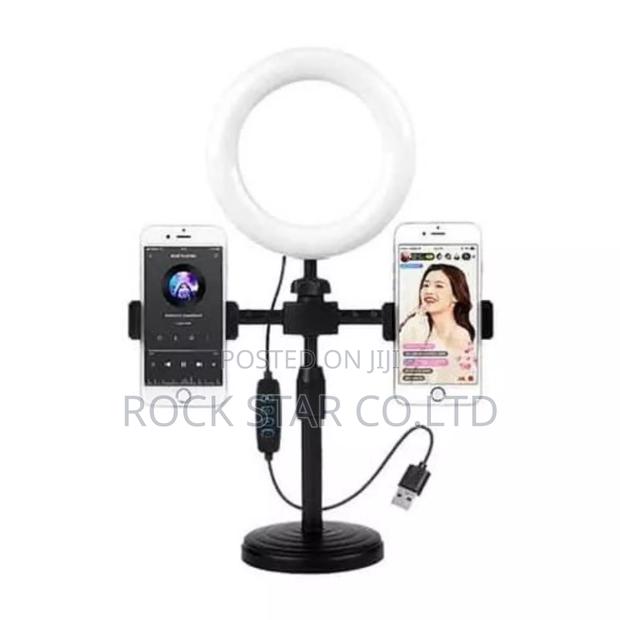 High Quality Ring Light With Tripod and 2 Phone Holders. 6 '' Inches. · Photo 4
