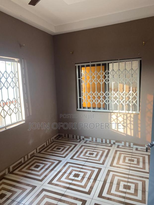 1bdrm Apartment in Ayeduase, Kumasi Metropolitan for rent · Photo 5