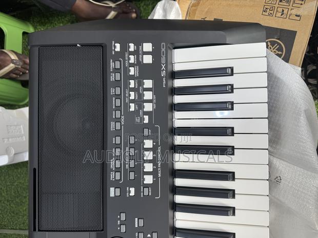 Yamaha Sx600 Keyboard · Photo 6