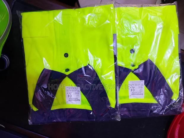 Reflective Polo Shirt - Long Sleeve. · Photo 2