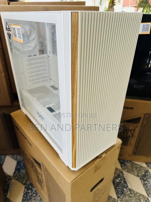 Darkflash Atx Case With 4-argb Fans · Photo 8