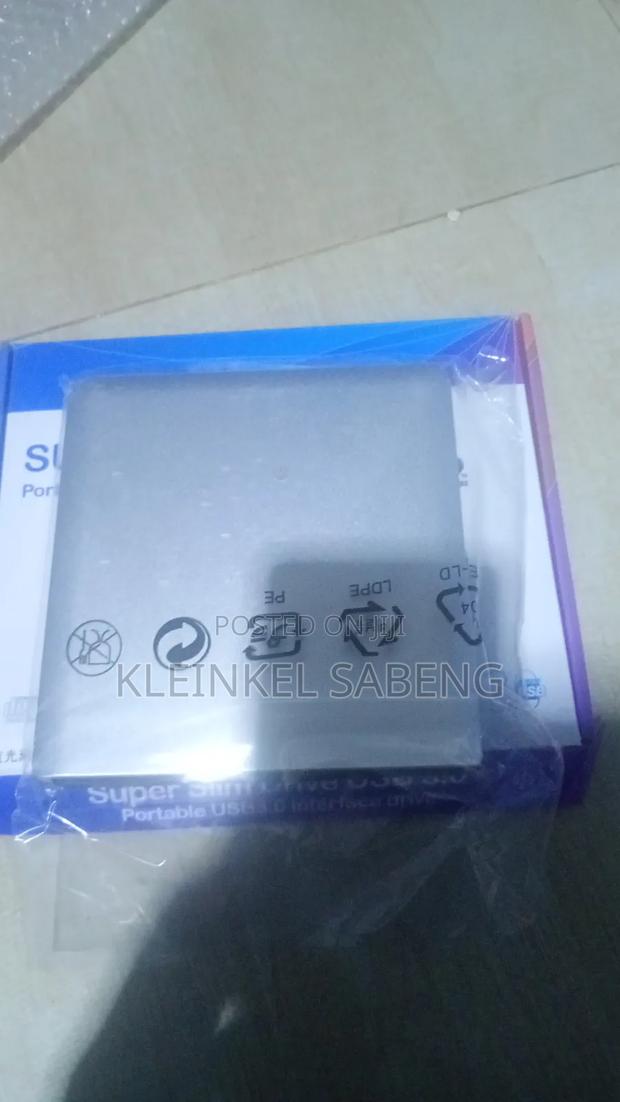 Blu-Ray Burner for Burning Jailbreak Disc and Blu-Ray Movies · Photo 2