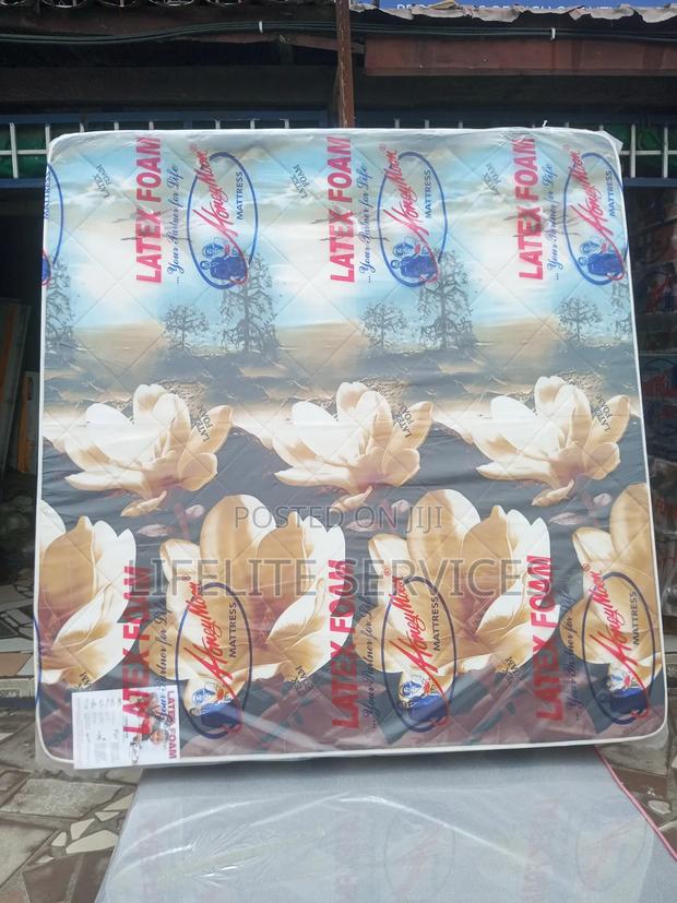 Luxury Mattress 10" High Density| Queen Size · Photo 2