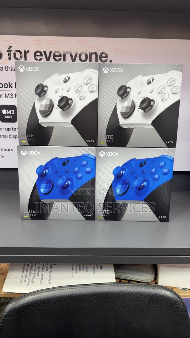 Xbox Elite Controllers (Series 2) · Photo 1