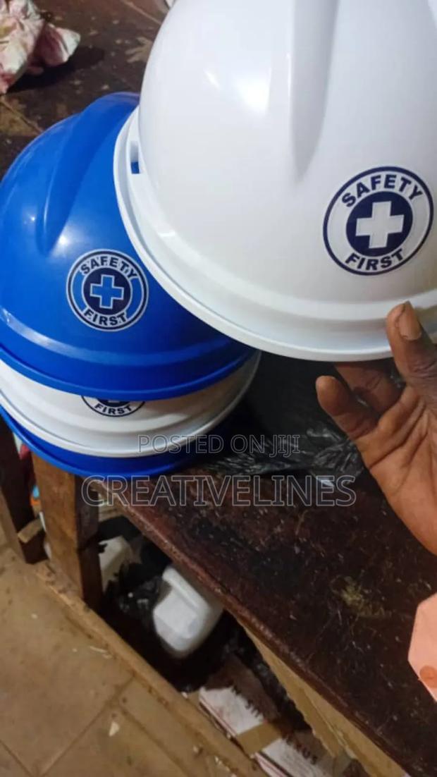 Construction Helmet · Photo 1