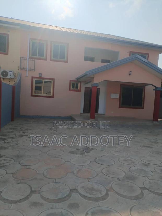 4bdrm Apartment in Spintex She'Ll Sign for rent · Photo 1