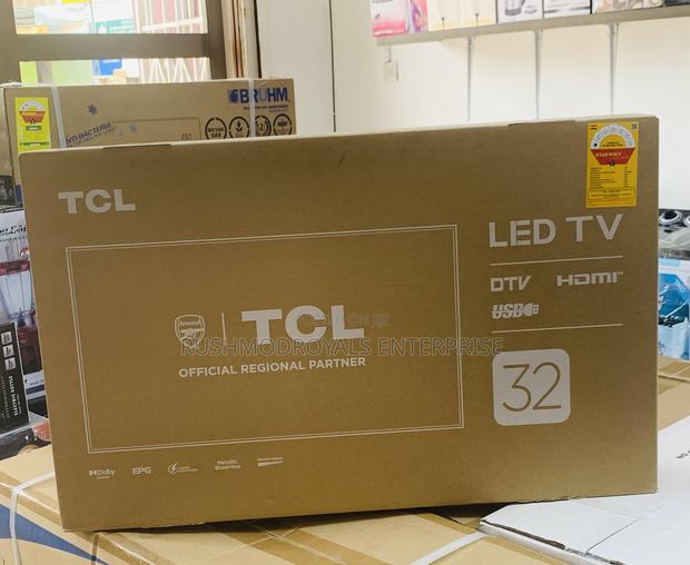 TCL 32” Digital Satellite (32d3400) · Photo 1