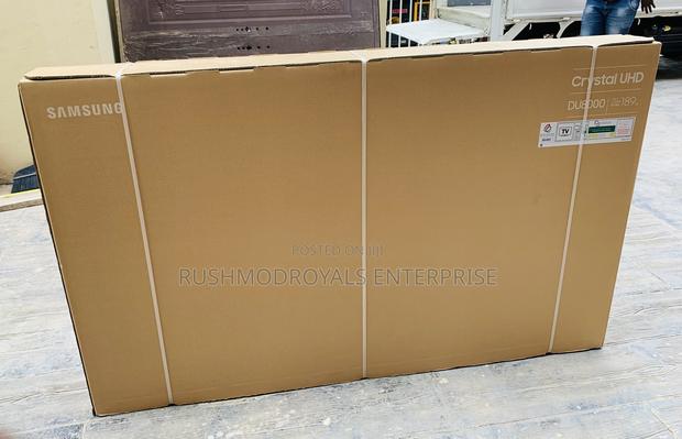 Samsung 75" Du8000: Vibrant Crystal Uhd on a Sleek Airslim Display · Photo 1