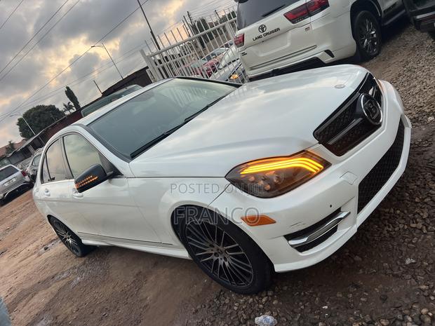 Mercedes-Benz C250 2014 White · Photo 3
