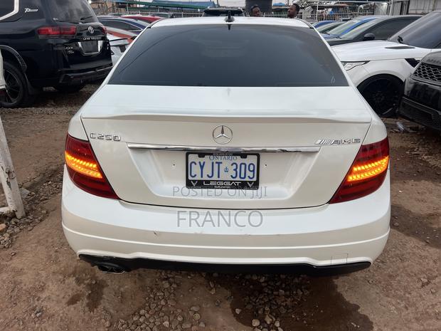 Mercedes-Benz C250 2014 White · Photo 4