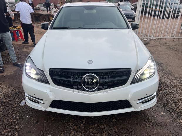 Mercedes-Benz C250 2014 White · Photo 2