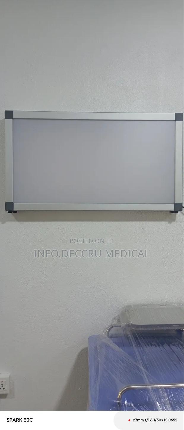 X-Ray Viewer Double · Photo 1