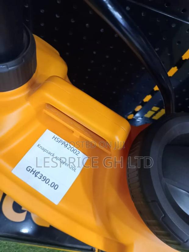 Effective Manual Knapsack Sprayer · Photo 1