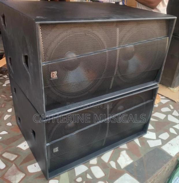 Martin Audio Double Sub · Photo 1