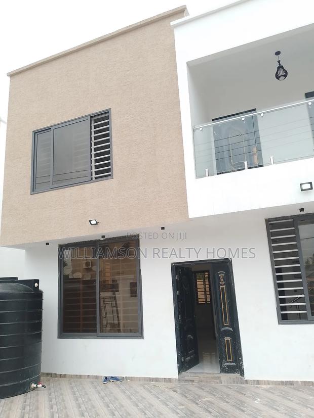3bdrm House in Hfc Estate Area, Spintex for sale · Photo 1
