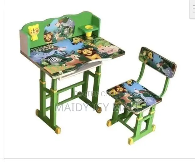 Table and Chair for Kids · Photo 1