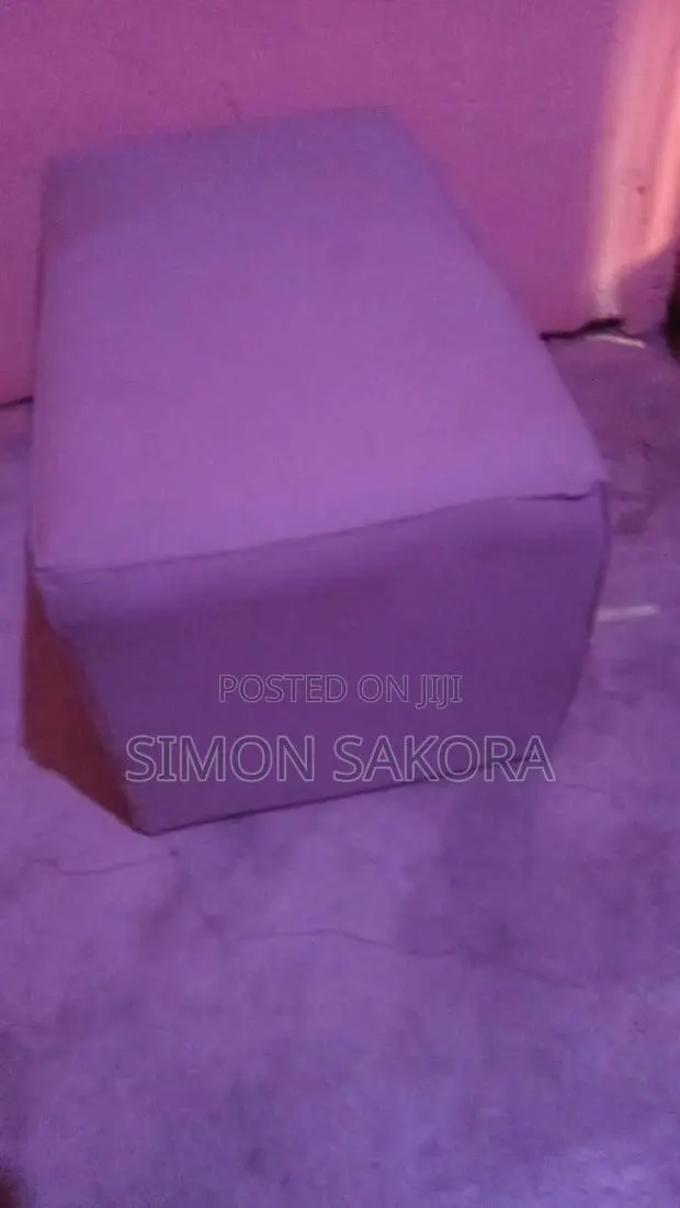 2 in 1 Seater Stool. · Photo 1