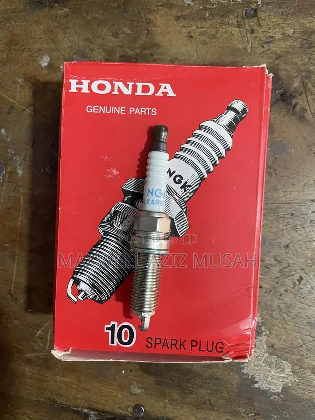 Honda Civic, Accord, Acura and CRV Original Spark Plugs Available · Photo 1